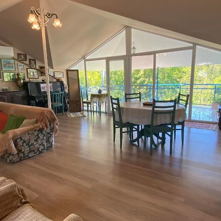תלאווי Nino'S Veranda Apartment מראה חיצוני תמונה