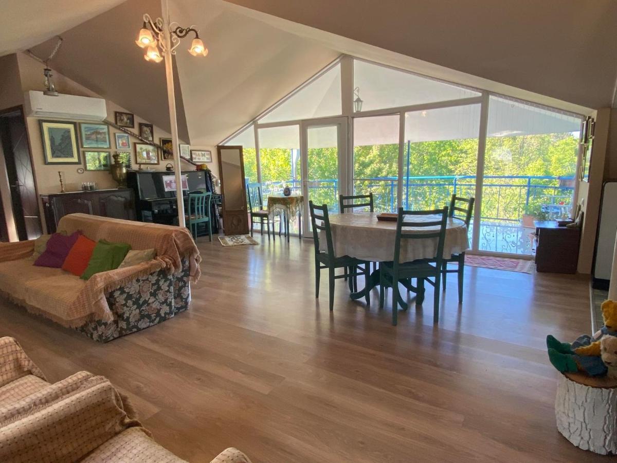 תלאווי Nino'S Veranda Apartment מראה חיצוני תמונה