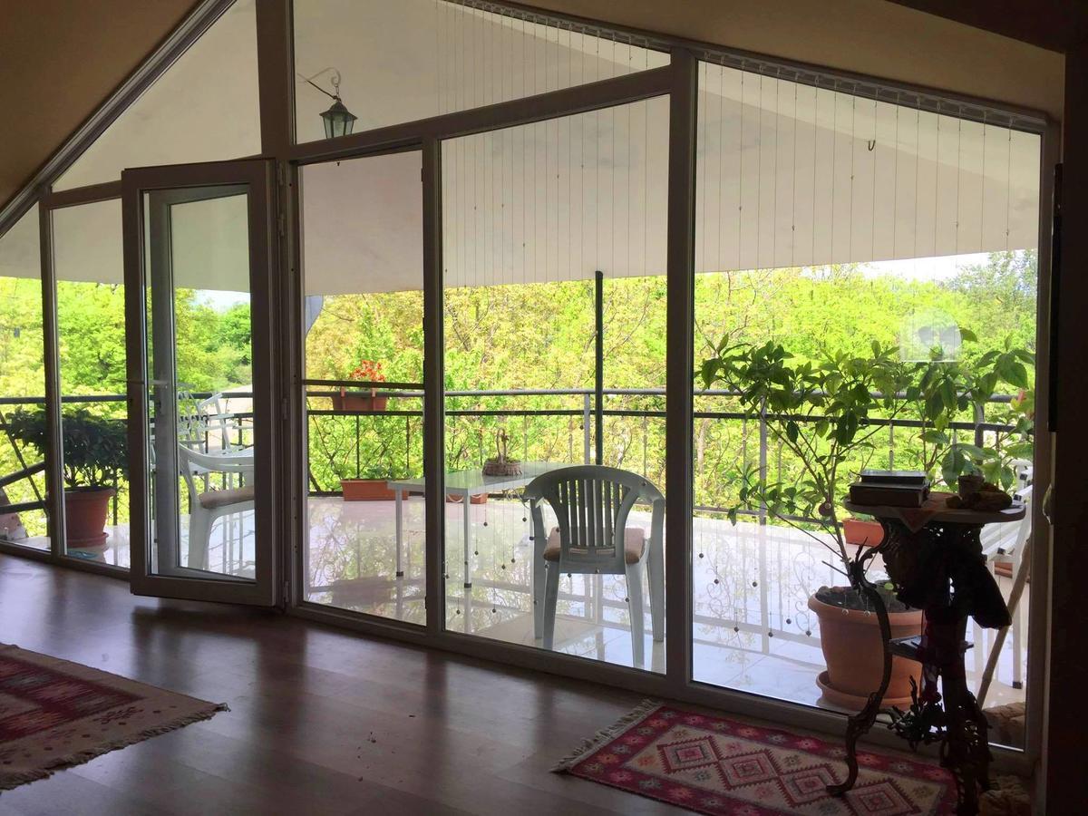 תלאווי Nino'S Veranda Apartment מראה חיצוני תמונה