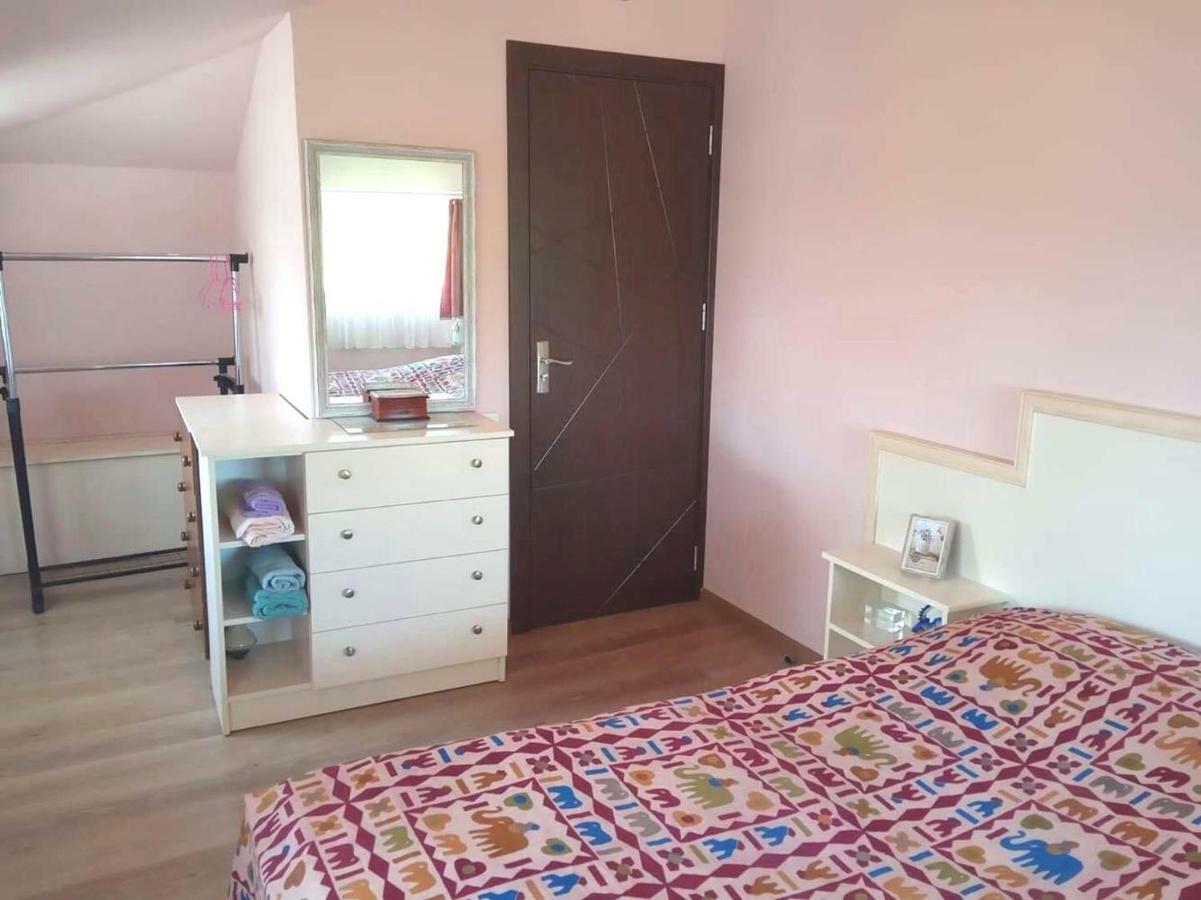 תלאווי Nino'S Veranda Apartment מראה חיצוני תמונה